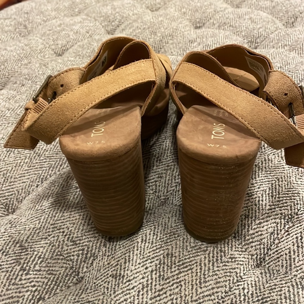 Toms size 7.5 - Picture 3 of 6